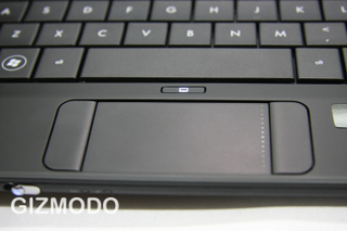 Illustration for article titled HP Mini 1000 is a Sleek, Svelte 10.2-inch Netbook With a Custom OS